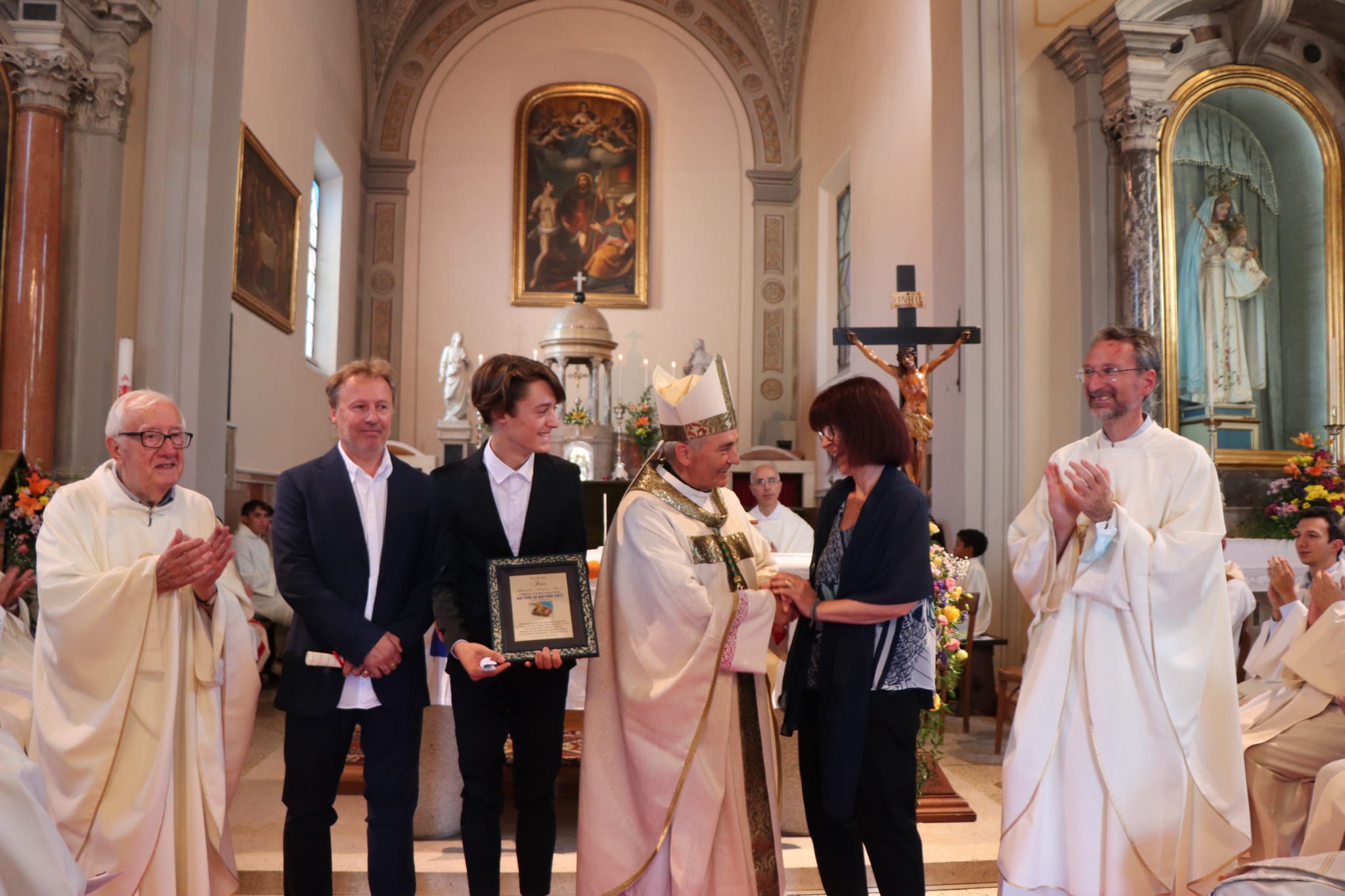 Immagine per «Famiglia Fior esempio per San Rocco», il premio a Marco e ai suoi genitori